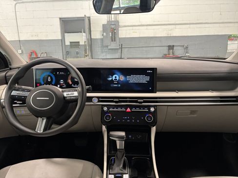 Used 2025 Hyundai Tucson SEL AWD/4WD image 33
