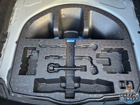 Used 2023 Toyota Corolla LE image 19