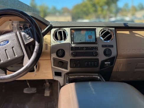 Used 2015 Ford F250 XLT AWD/4WD image 44