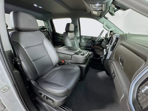 Used 2022 GMC Sierra 1500 SLT w/ X31 Off-Road Package image 26