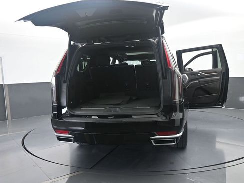 Used 2024 Cadillac Escalade ESV Premium Luxury Platinum AWD/4WD image 85