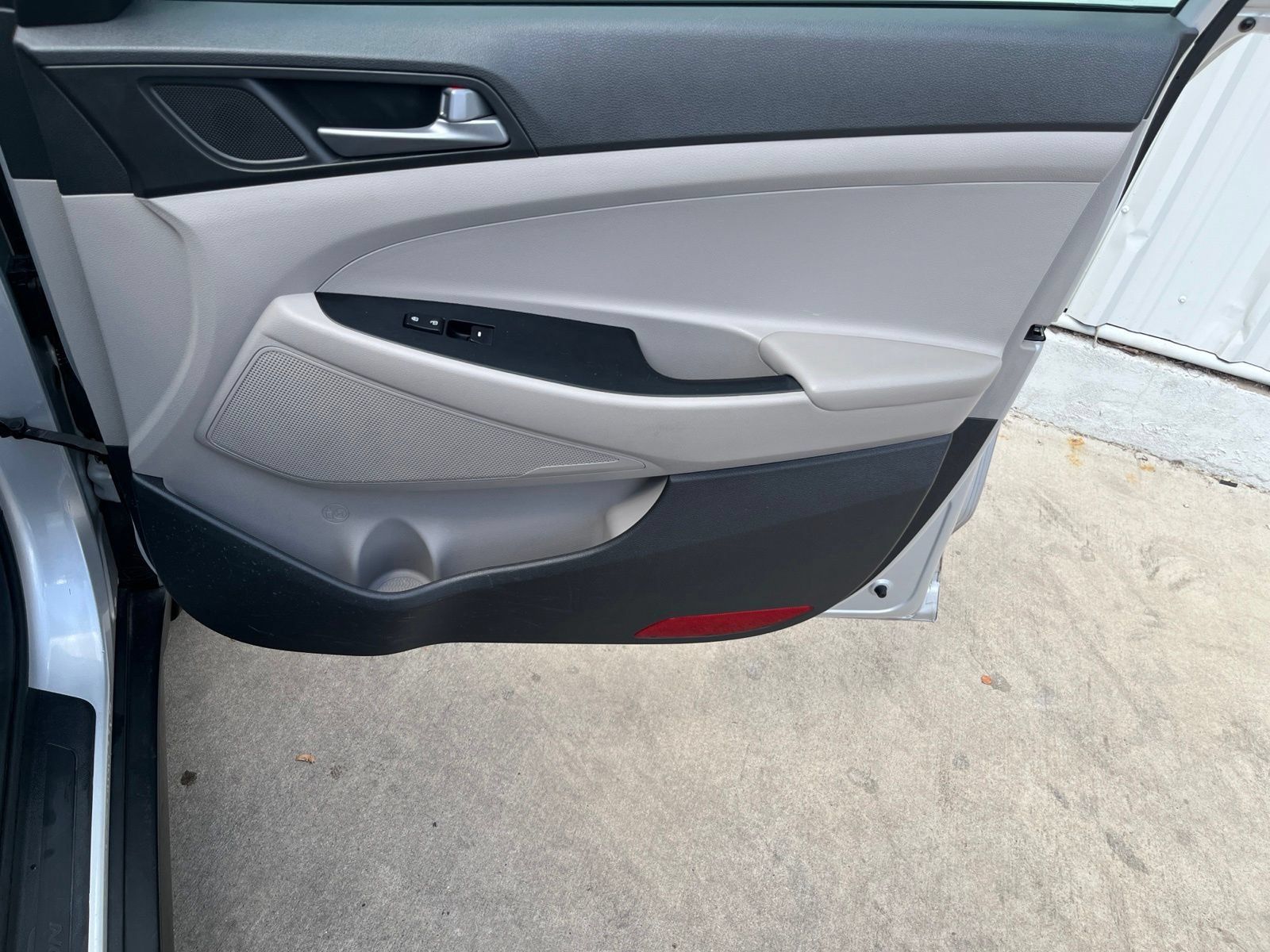 Used 2016 Hyundai Tucson SE w/ Option Group 02 FWD image 17