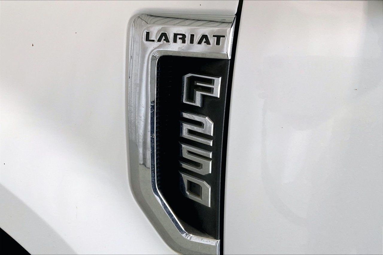 Used 2019 Ford F250 Lariat w/ Chrome Package AWD/4WD image 9