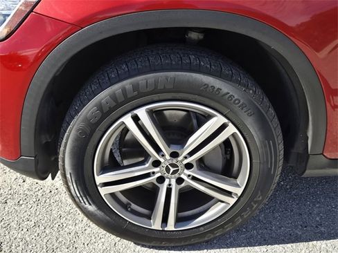 Used 2020 Mercedes-Benz GLC 300 4MATIC image 7