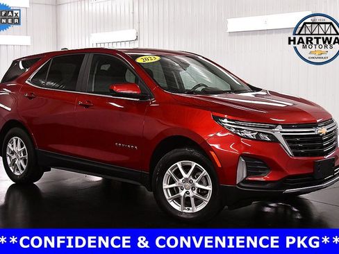 Used 2023 Chevrolet Equinox LT image 1