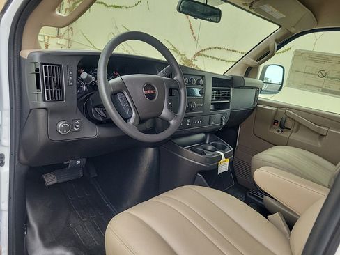 New 2025 GMC Savana 2500 Extended w/ Driver Convenience Package image 11