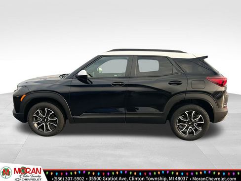Certified 2022 Chevrolet TrailBlazer ACTIV w/ Technology Package image 3
