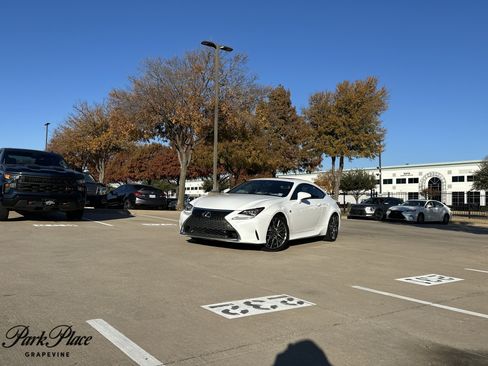 Used 2017 Lexus RC 200t image 1