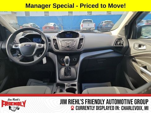 Used 2015 Ford Escape SE image 12