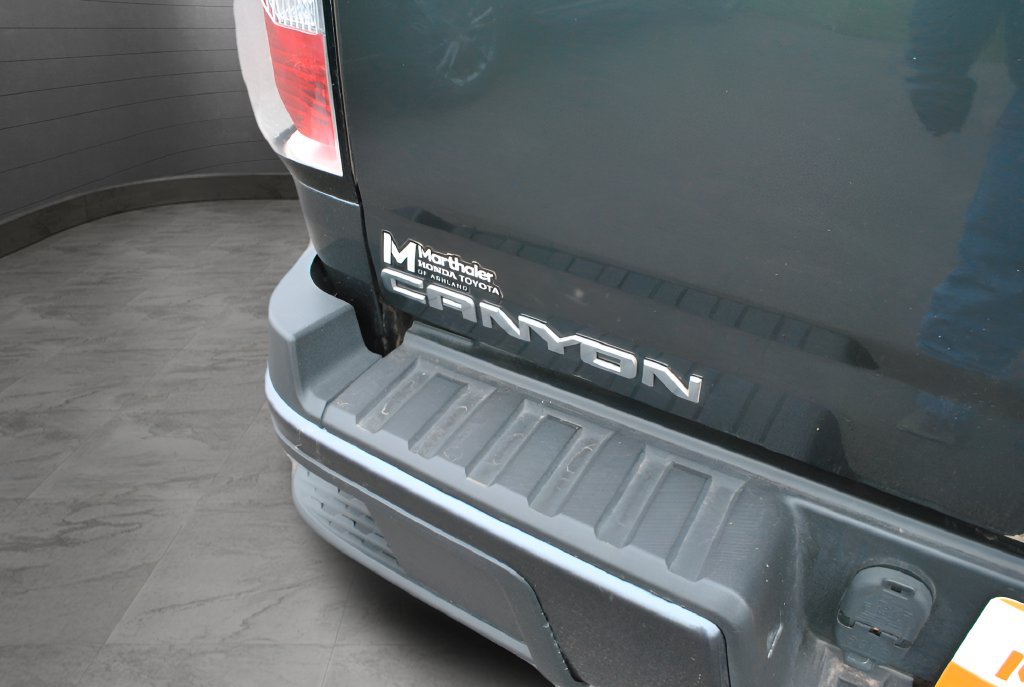 Used 2016 GMC Canyon SLE w/ All Terrain Package AWD/4WD image 26