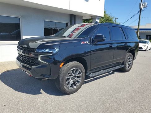 Used 2024 Chevrolet Tahoe Z71 w/ Luxury Package image 14