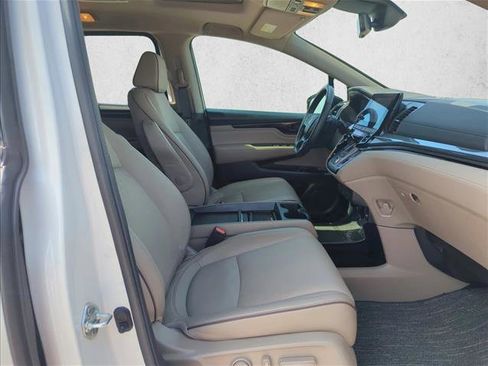 Certified 2024 Honda Odyssey Elite image 22