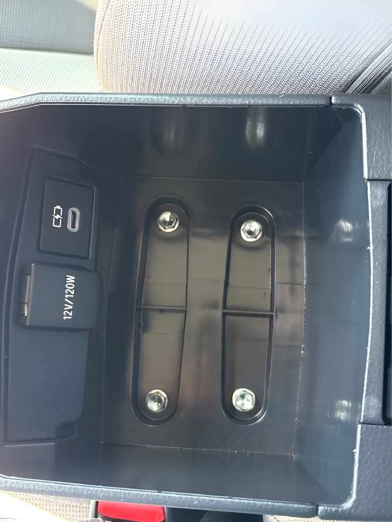 Used 2024 Toyota Corolla LE FWD image 28