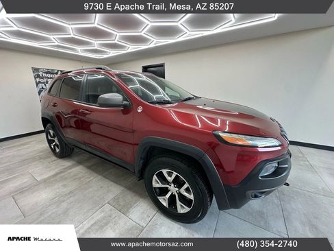 Used 2014 Jeep Cherokee Trailhawk w/ Comfort/Convenience Group image 6