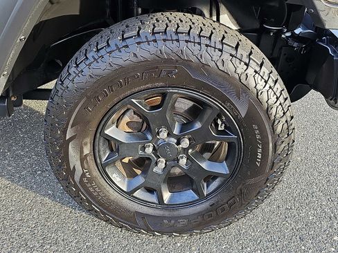 Used 2020 Jeep Wrangler Willys image 8