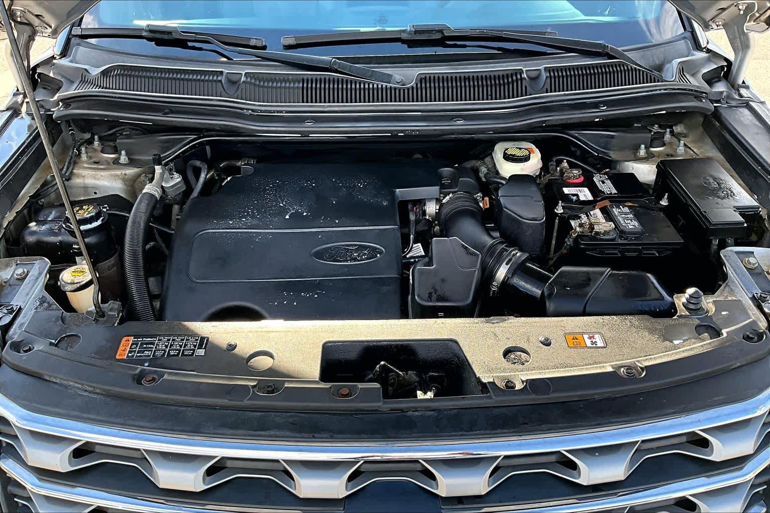 Used 2016 Ford Explorer Limited AWD/4WD image 32