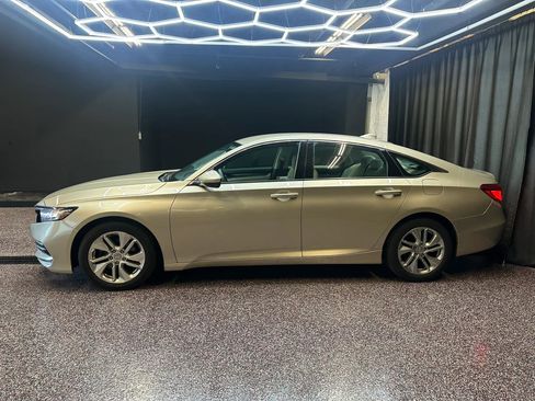 Used 2018 Honda Accord LX image 4