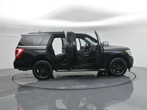 Certified 2020 Ford Expedition XLT w/ Equipment Group 202A image 34