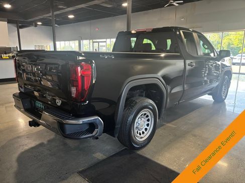 Used 2023 GMC Sierra 1500 Pro w/ Pro Value Package AWD/4WD image 5