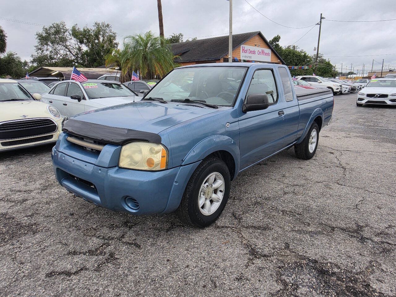 Used 2004 Nissan Frontier XE w/ (VTP) Value Truck Pkg RWD image 1