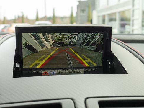 Used 2015 Aston Martin V12 Vantage S image 19