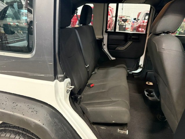 Used 2016 Jeep Wrangler Unlimited Sport AWD/4WD image 17