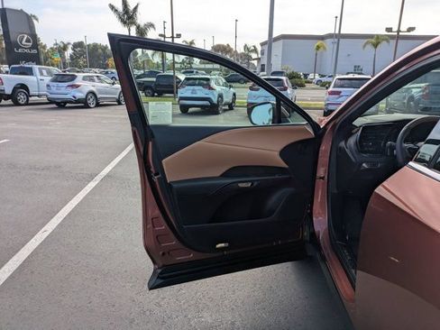 Used 2025 Lexus RX 350 Premium w/ Convenience Package FWD image 13