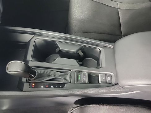 Certified 2025 Honda Accord SE image 34