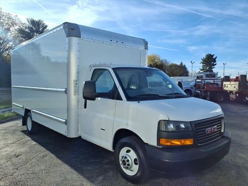 Used 2021 GMC Savana 3500 Extended w/ Power Convenience Package image 6