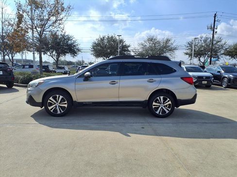 Used 2018 Subaru Outback 3.6R Limited image 8