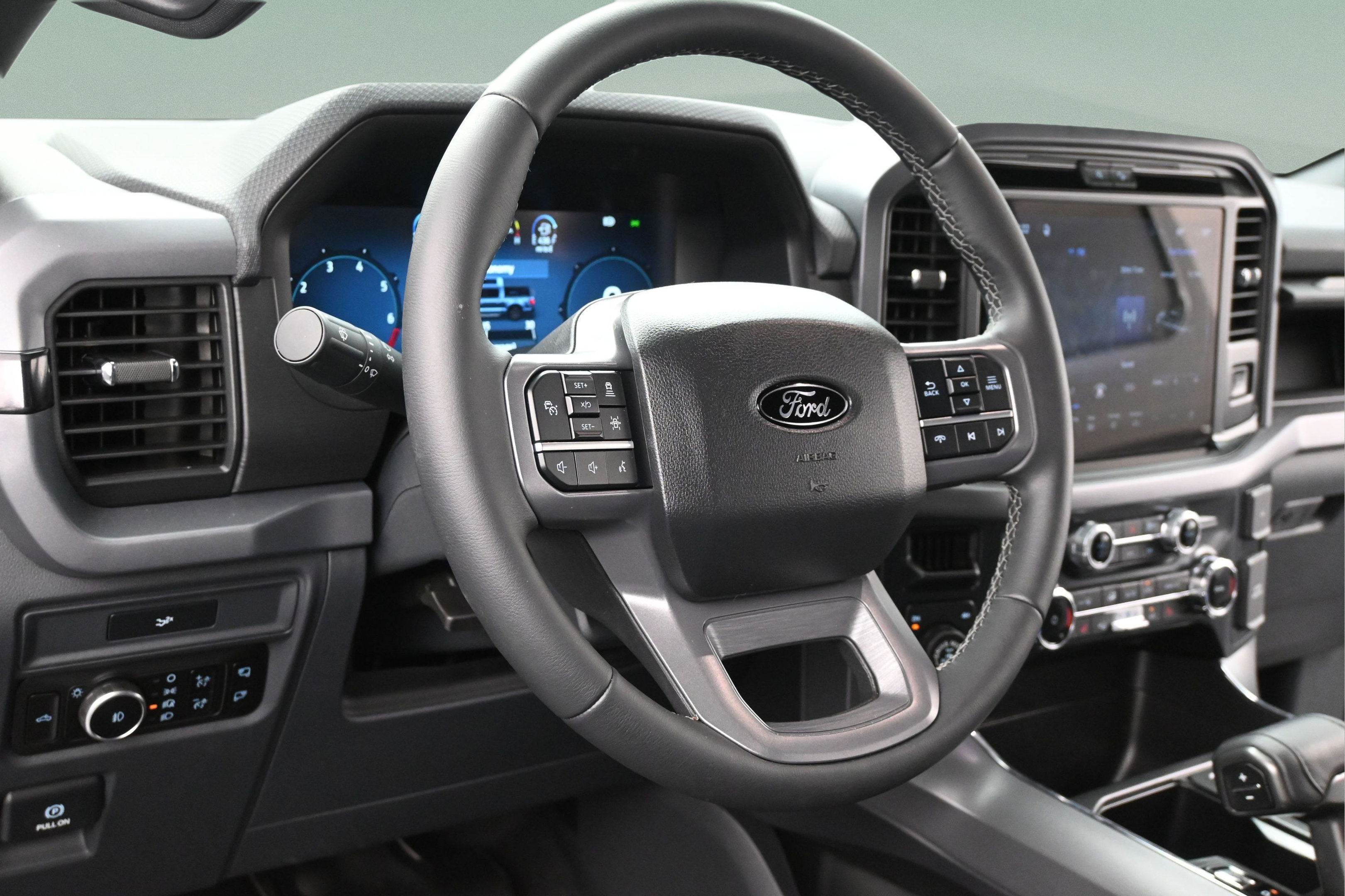 Used 2026 Ford F150 XLT w/ Equipment Group 302A MID AWD/4WD image 13