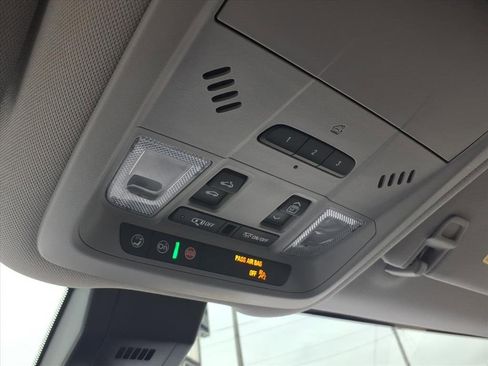 Used 2024 GMC Terrain AT4 w/ Infotainment Package II image 28