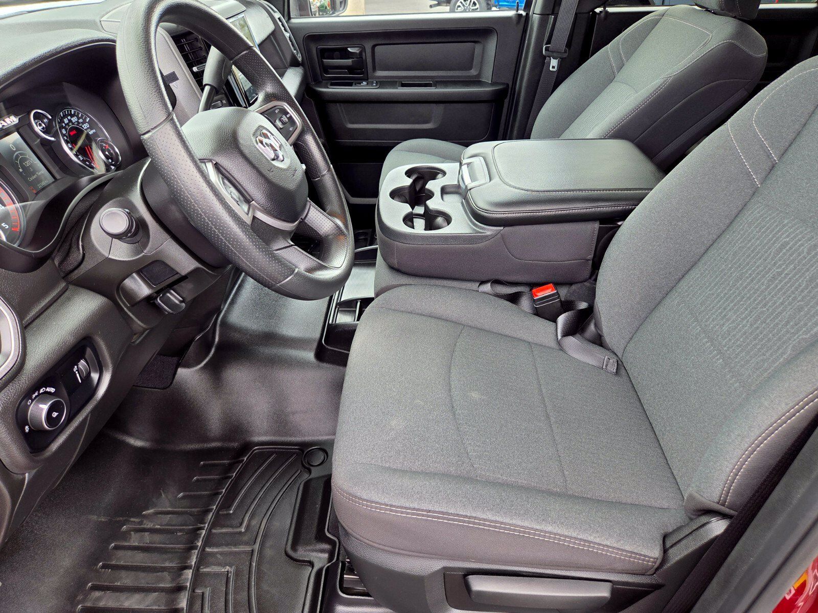 Used 2024 RAM 3500 Tradesman w/ Towing Technology Group AWD/4WD image 10