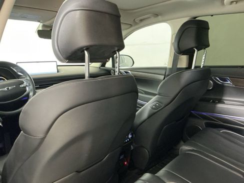 Used 2023 Genesis GV80 2.5T w/ Prestige Package image 30