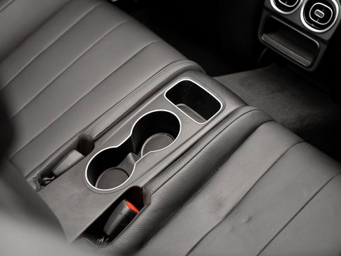 Used 2024 Mercedes-Benz CLE 300 4MATIC Cabriolet image 71