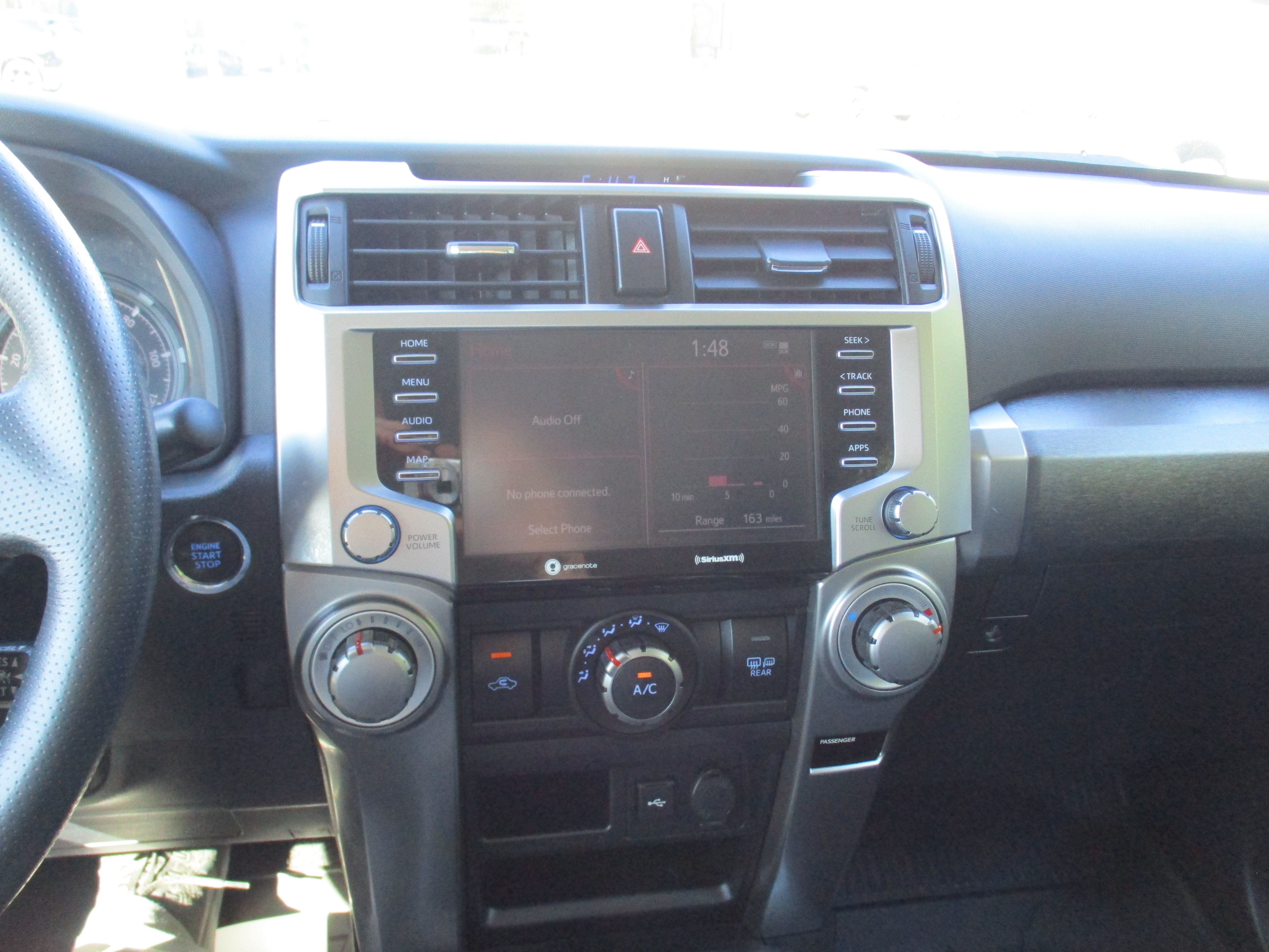 Used 2022 Toyota 4Runner SR5 AWD/4WD image 17