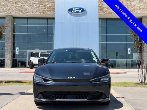 Used 2022 Kia EV6 Wind w/ Wind Technology Package AWD/4WD image 4