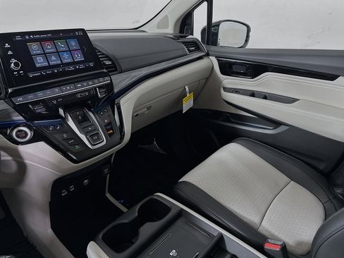 New 2026 Honda Odyssey Elite image 23