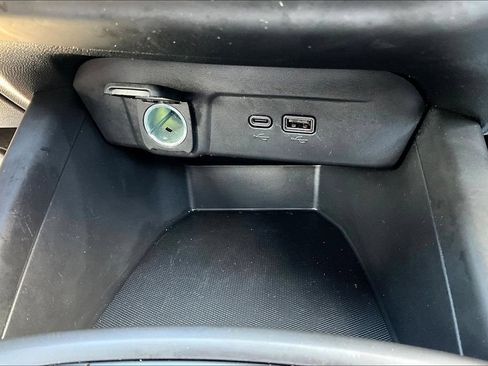 Used 2024 Chevrolet Trax LS w/ LS Convenience Package FWD image 15