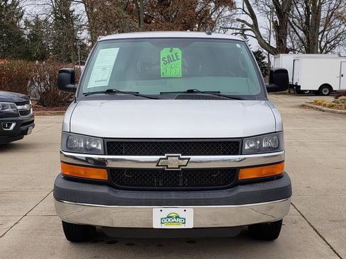 Used 2016 Chevrolet Express 3500 LT w/ LT Preferred Equipment Group image 9