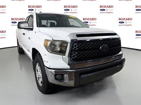 Used 2018 Toyota Tundra SR5 w/ SR5 Upgrade Package AWD/4WD image 1