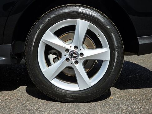 Used 2018 Mercedes-Benz GLE 350 w/ Premium 1 Package image 37
