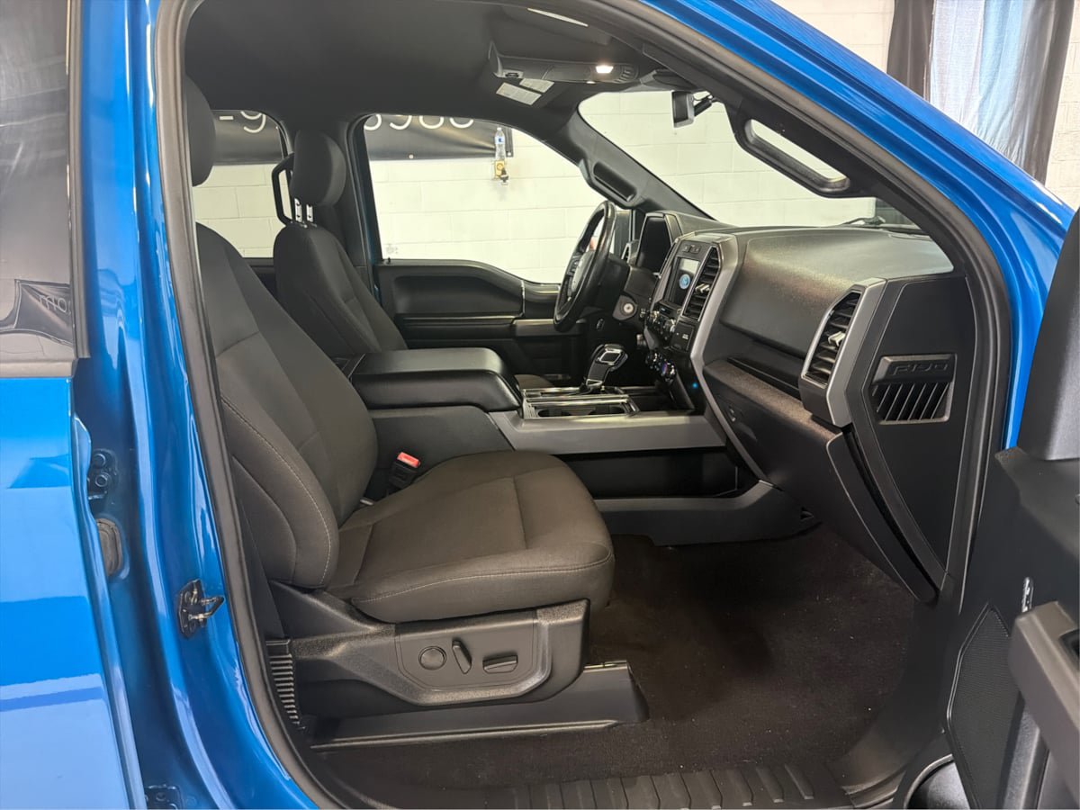 Used 2019 Ford F150 XLT w/ Equipment Group 302A Luxury AWD/4WD image 14