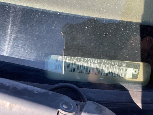 Used 2004 Chevrolet Malibu LS image 16