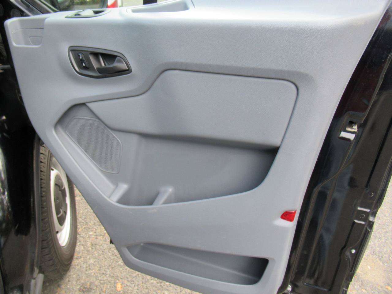 Used 2017 Ford Transit 150 XL RWD image 22