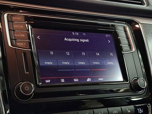 Used 2017 Volkswagen Passat 1.8T R-Line FWD image 13
