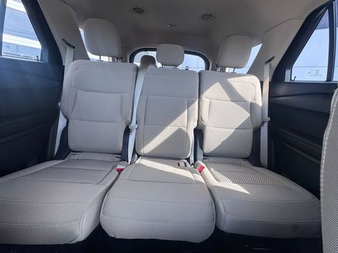 Used 2023 Ford Explorer 4WD image 22