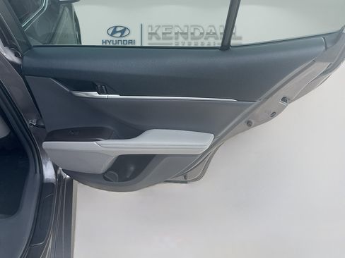 Used 2023 Toyota Camry XLE AWD/4WD image 28