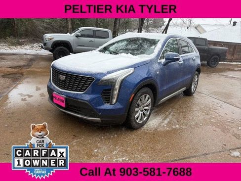 Used 2023 Cadillac XT4 Premium Luxury image 3