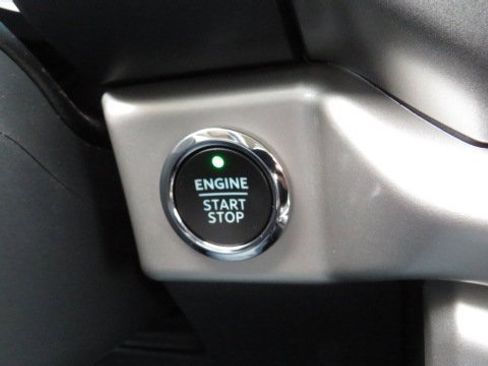 Certified 2022 Ford Expedition XLT image 21